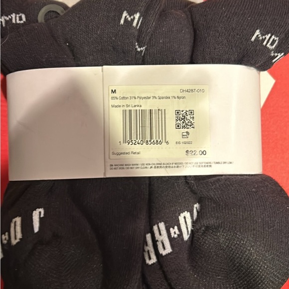 Jordan Essentials Crew Socks Black Medium - Picture 2 of 3